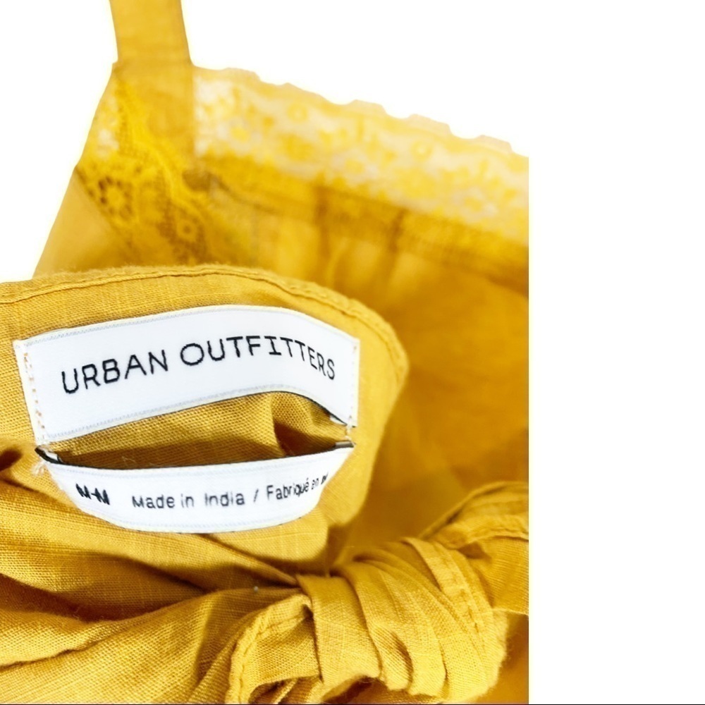 Urban Outfitters Crop Top Size Medium - Picture 3 of 5